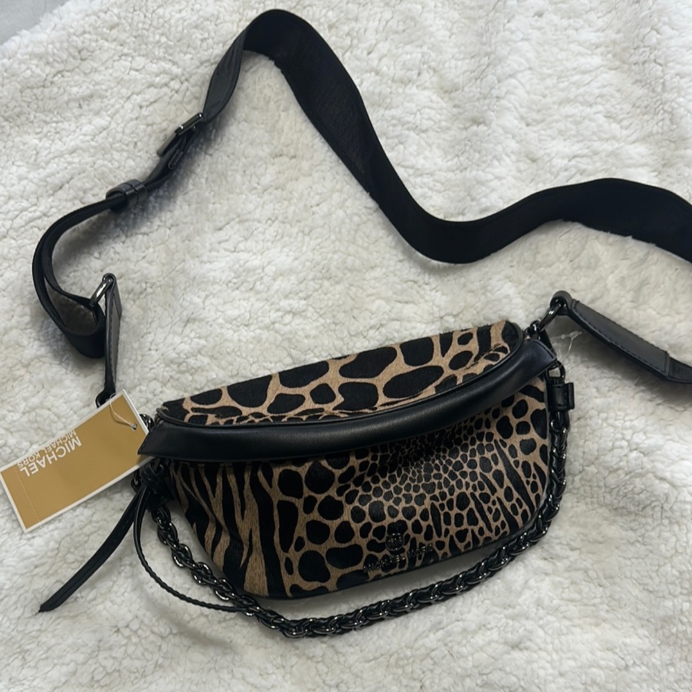 Michale Kors Messenger Bag *NWT*